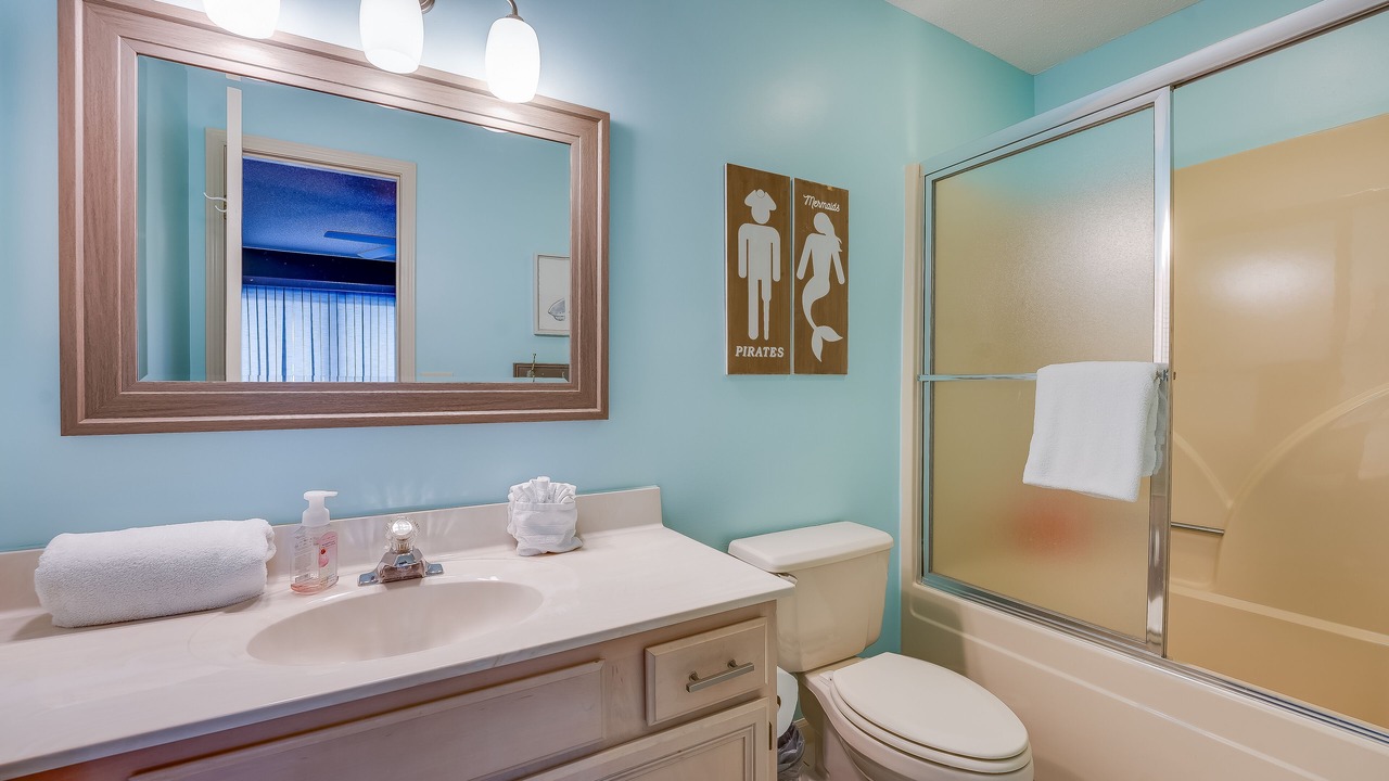 Photo of Bathroom in Lake Ozark
