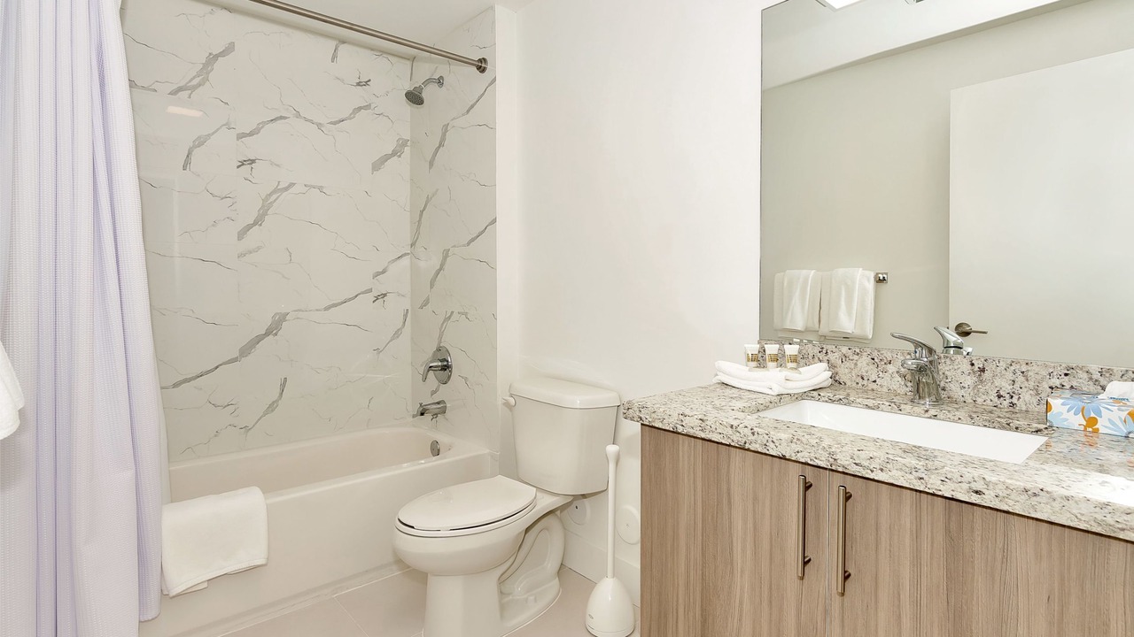 Photo of Bathroom in Coral Way