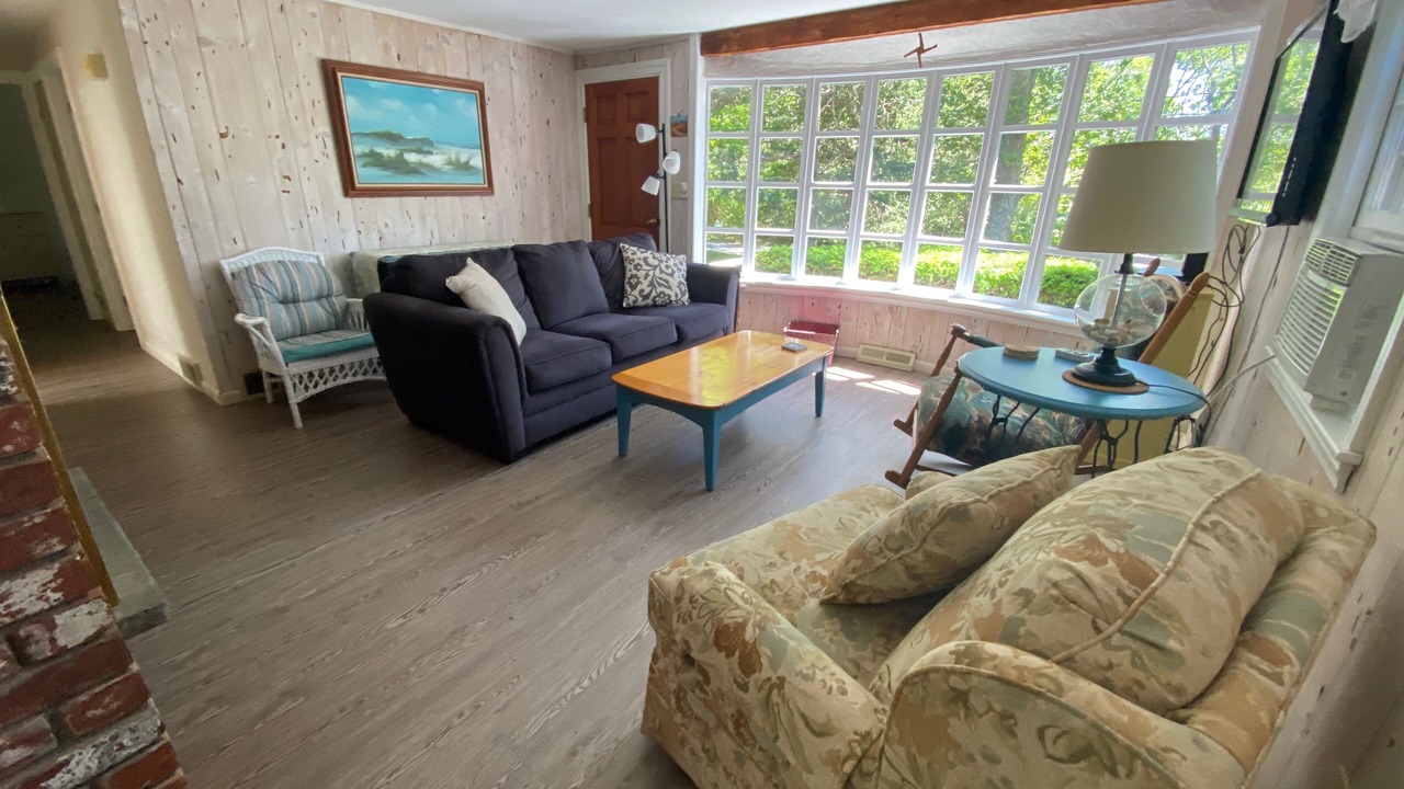 Photo of Livingroom in Silver Beach