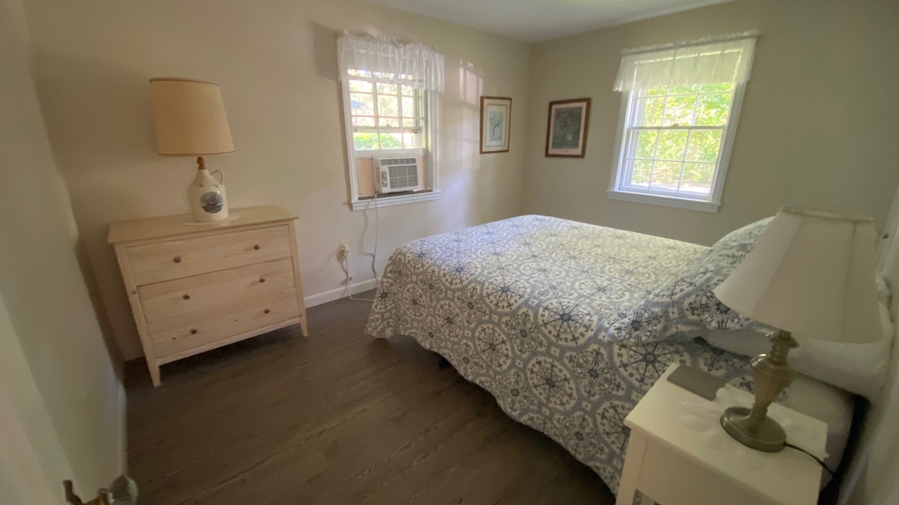 Photo of Bedroom in Silver Beach