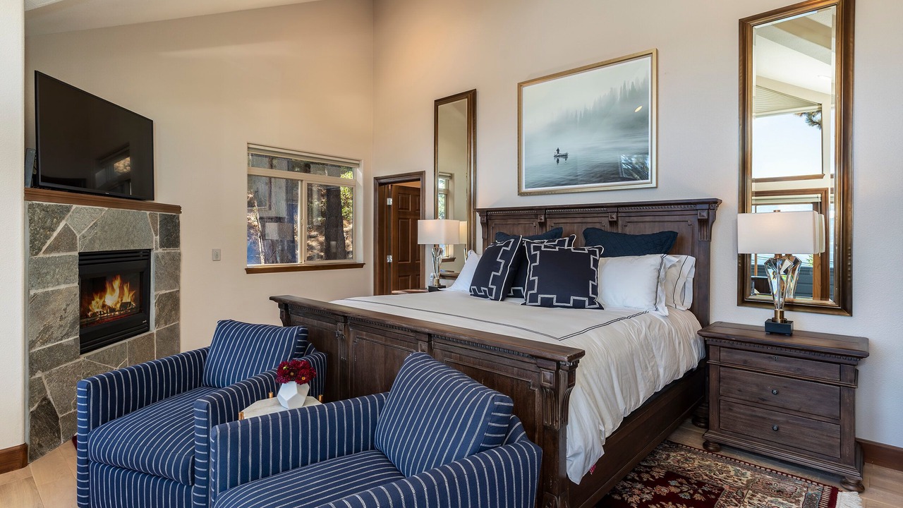 Photo of Bedroom in Crystal Bay
