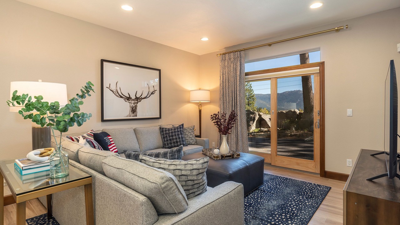 Photo of Livingroom in Crystal Bay