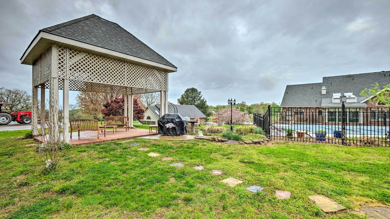 Photo of Outdoor in Fayetteville