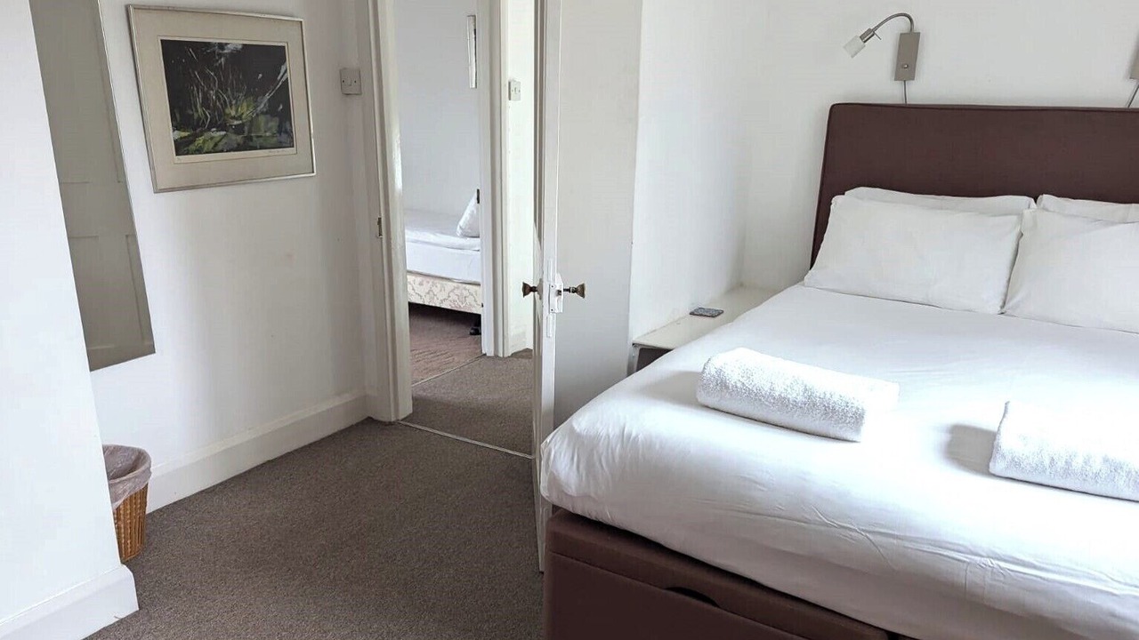 Photo of Bedroom in Ford