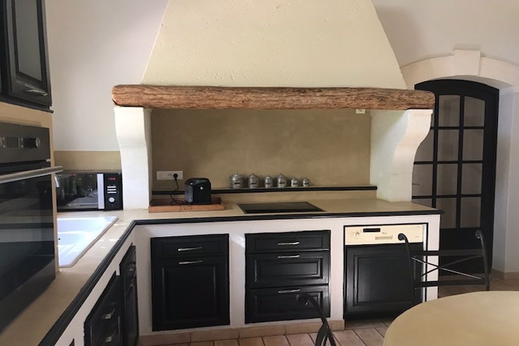 Photo of Kitchen in Montaren-et-Saint-Mediers