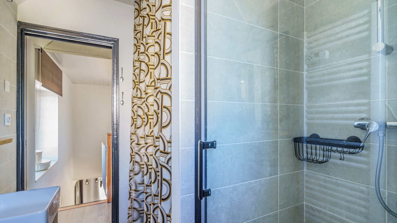 Photo of Bathroom in Loctudy