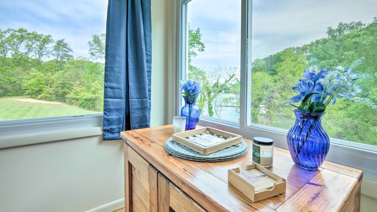 Photo of Livingroom in California