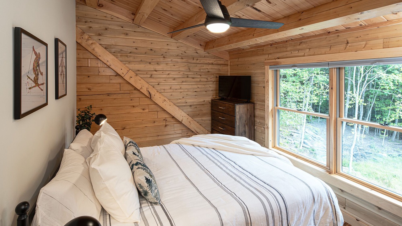 Photo of Bedroom in Searsburg