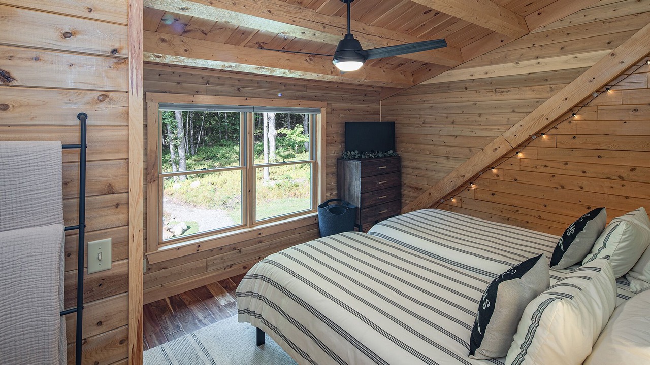 Photo of Bedroom in Searsburg