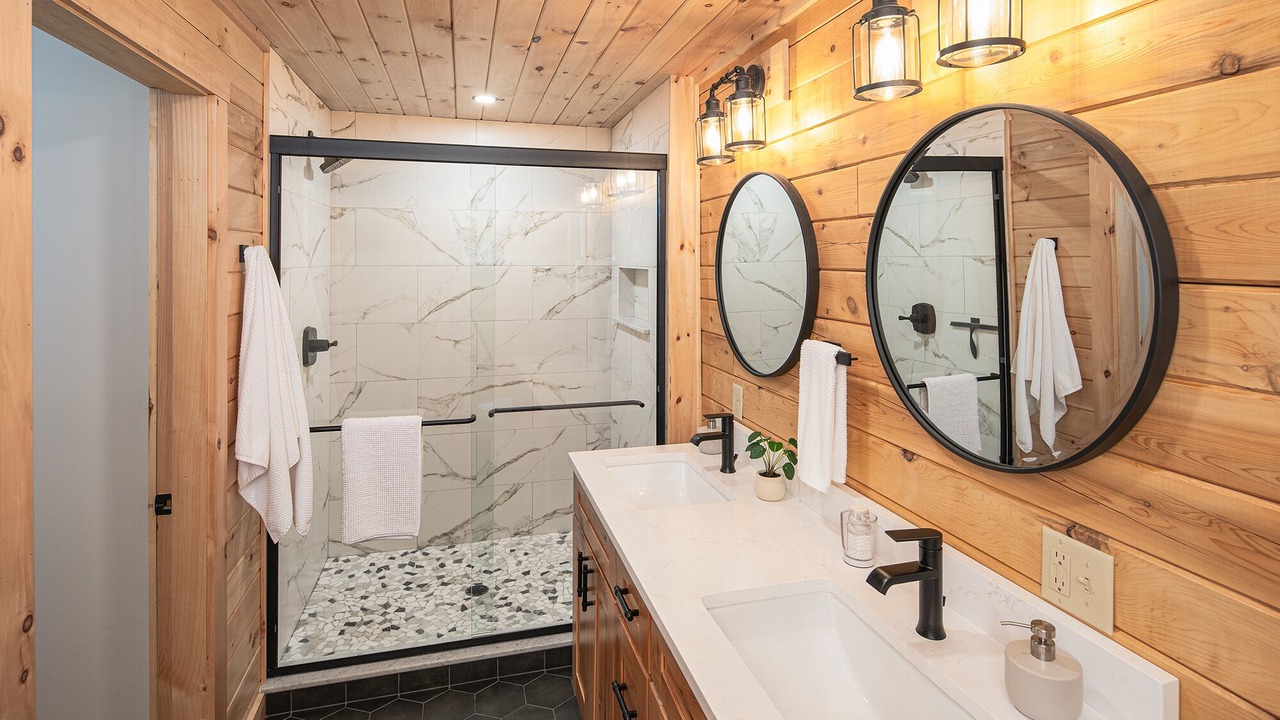 Photo of Bathroom in Searsburg