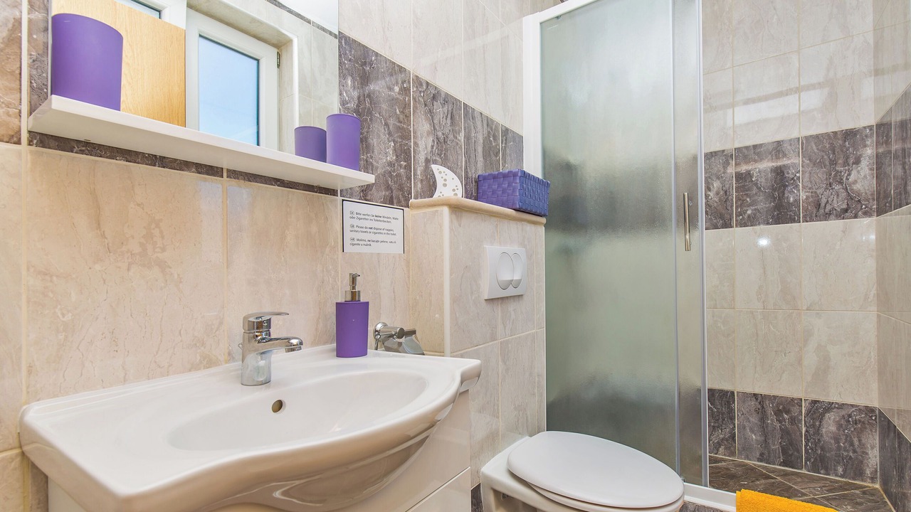 Photo of Bathroom in Mocici