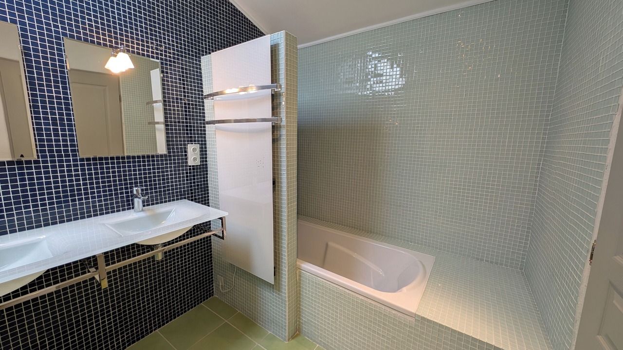 Photo of Bathroom in Rousson