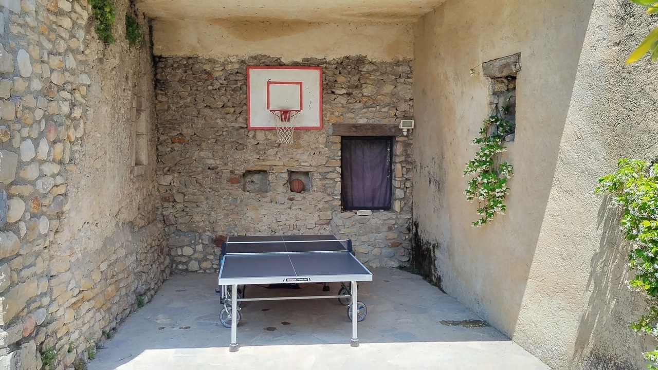 Photo of Others in Rousson