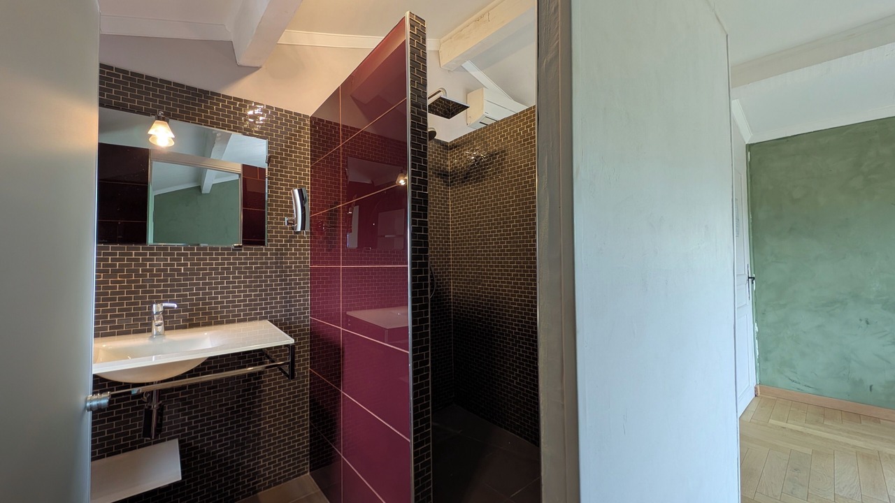 Photo of Bathroom in Rousson
