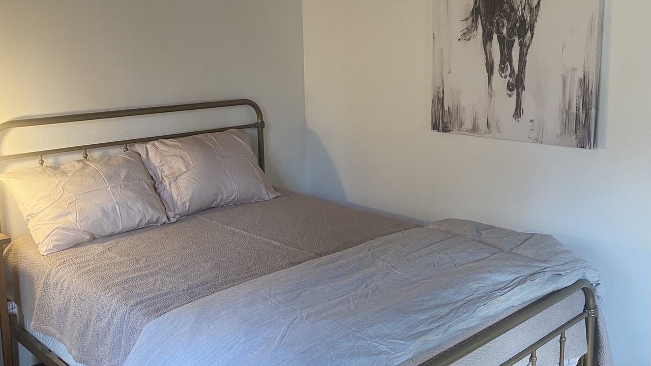 Photo of Bedroom in Sunset