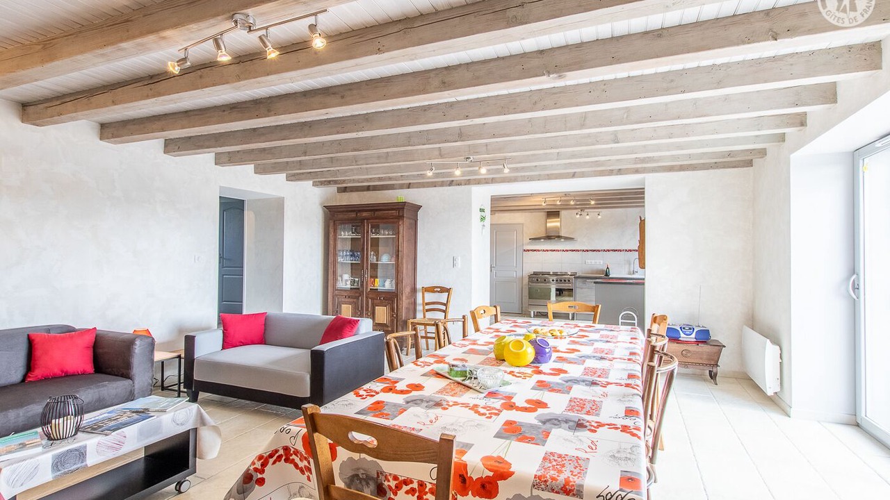 Photo of Livingroom in Uxeau