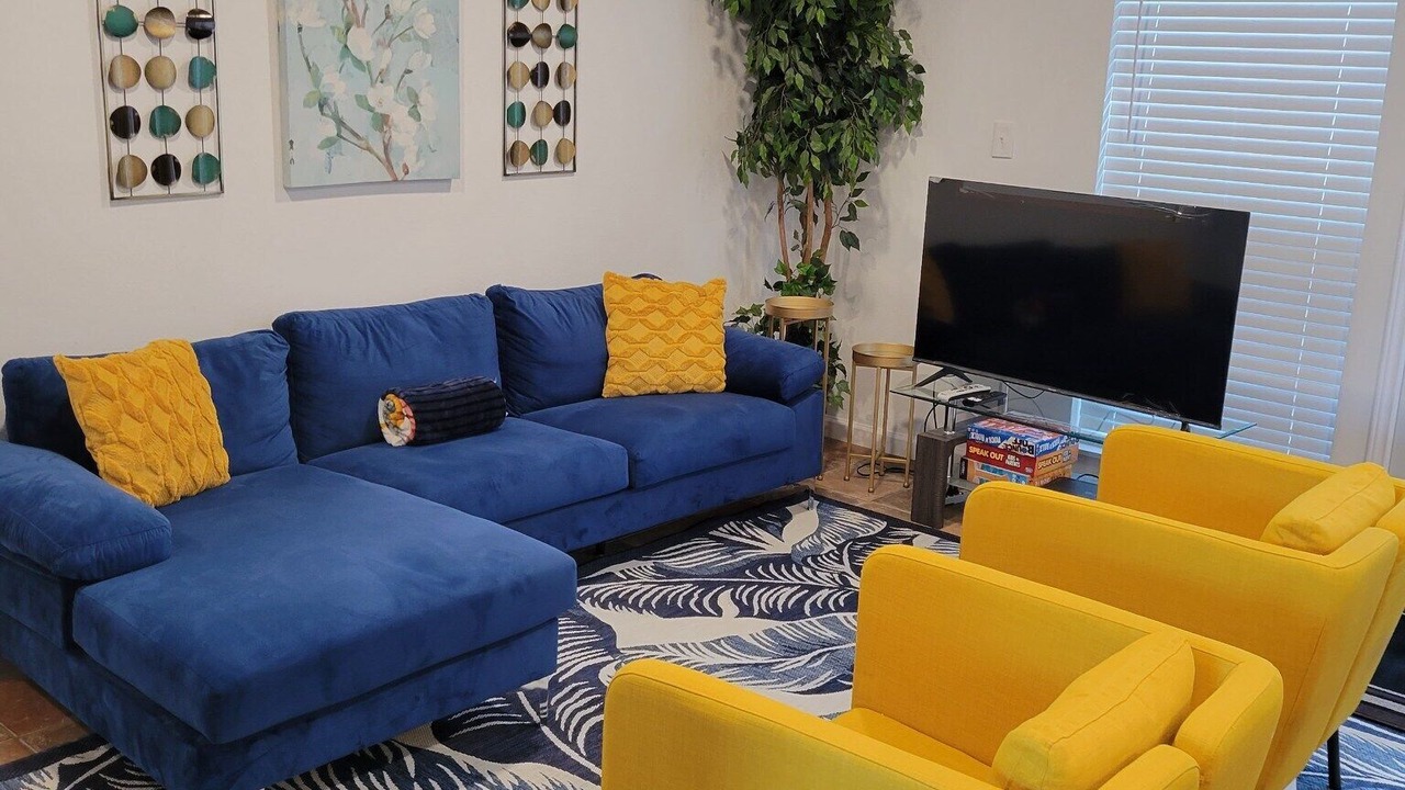 Photo of Livingroom in Converse