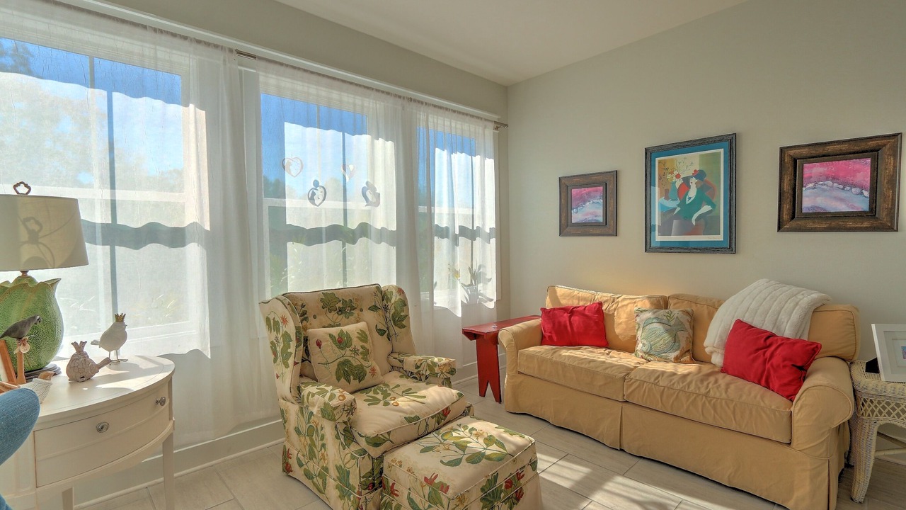 Photo of Livingroom in Palmetto Dunes