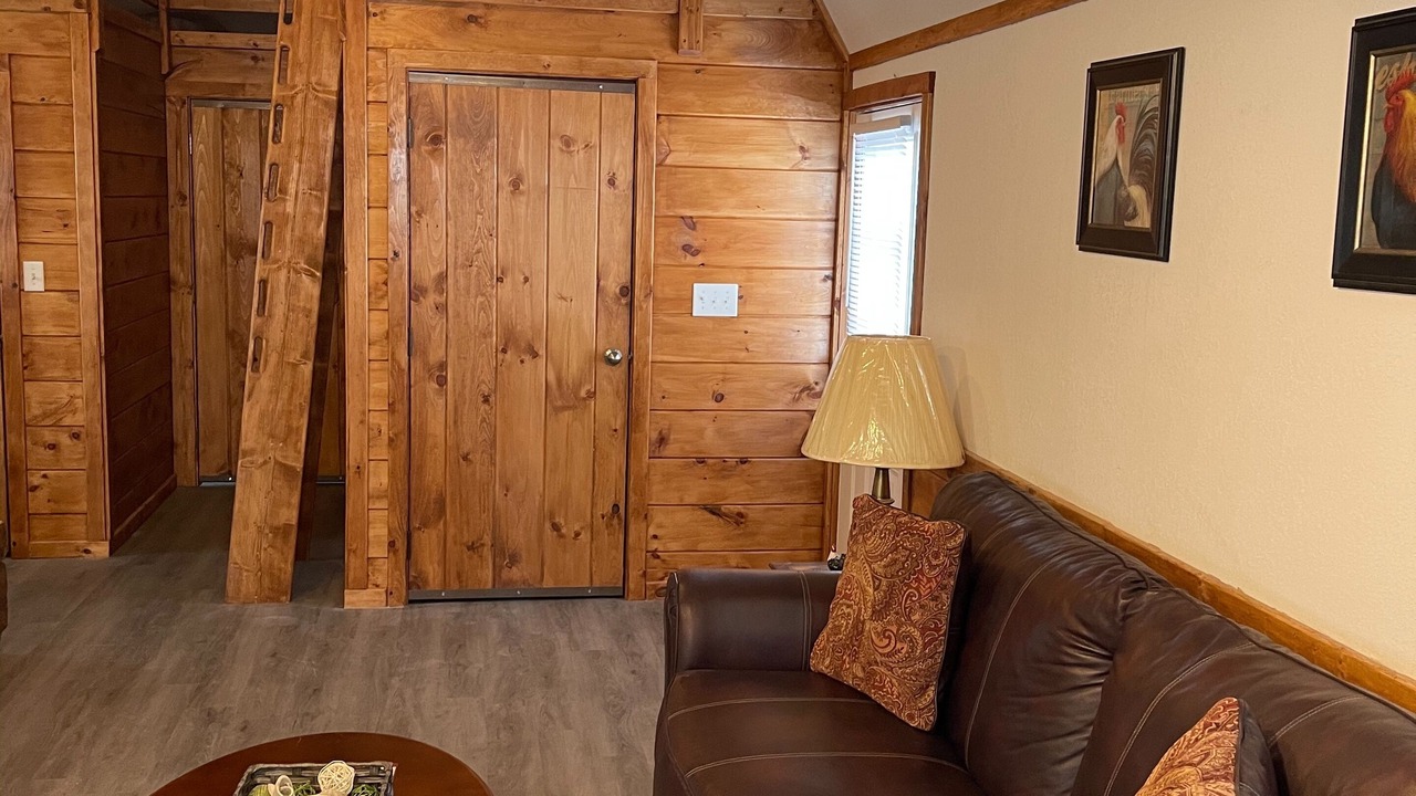 Photo of Livingroom in Waynesville
