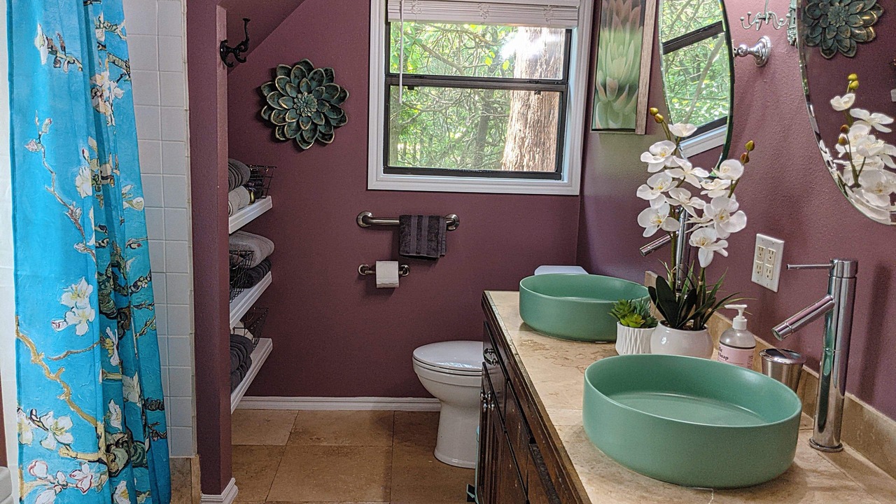 Photo of Bathroom in Eagle Rock