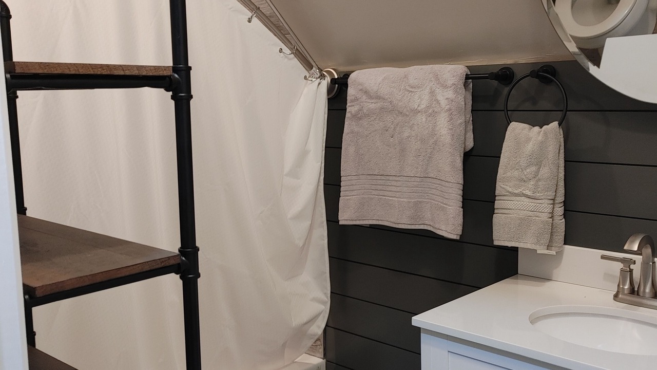 Photo of Bathroom in Eagle Rock