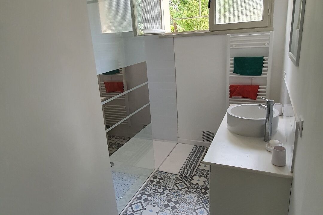 Photo of Bathroom in Le Cres
