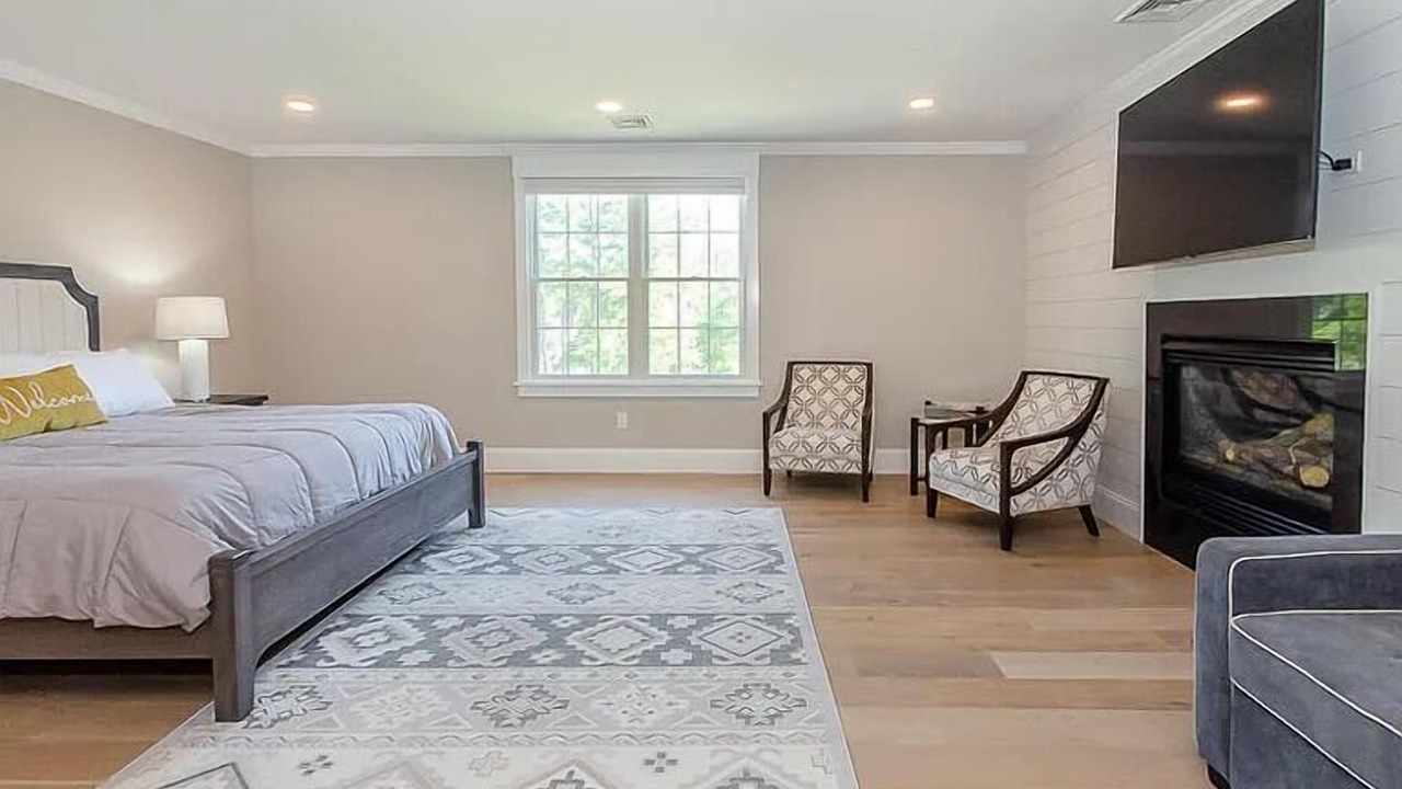 Photo of Bedroom in Yarmouth Port