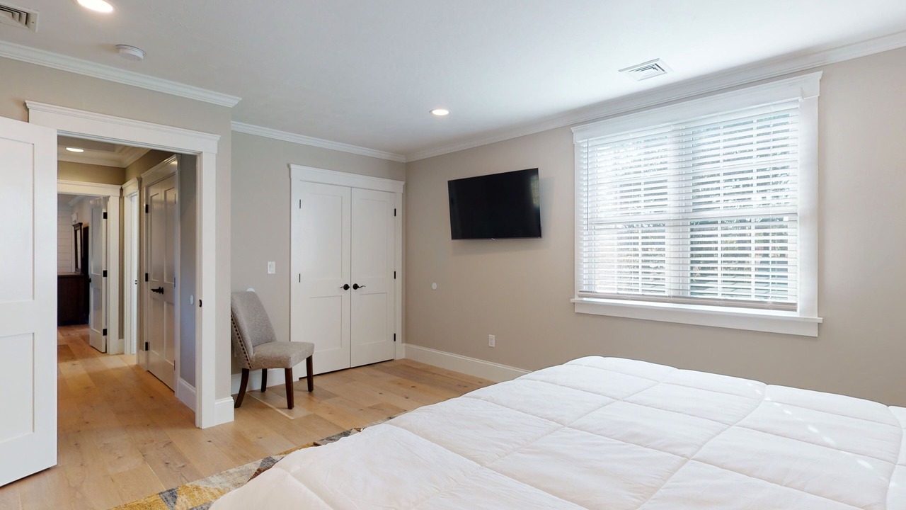 Photo of Bedroom in Yarmouth Port