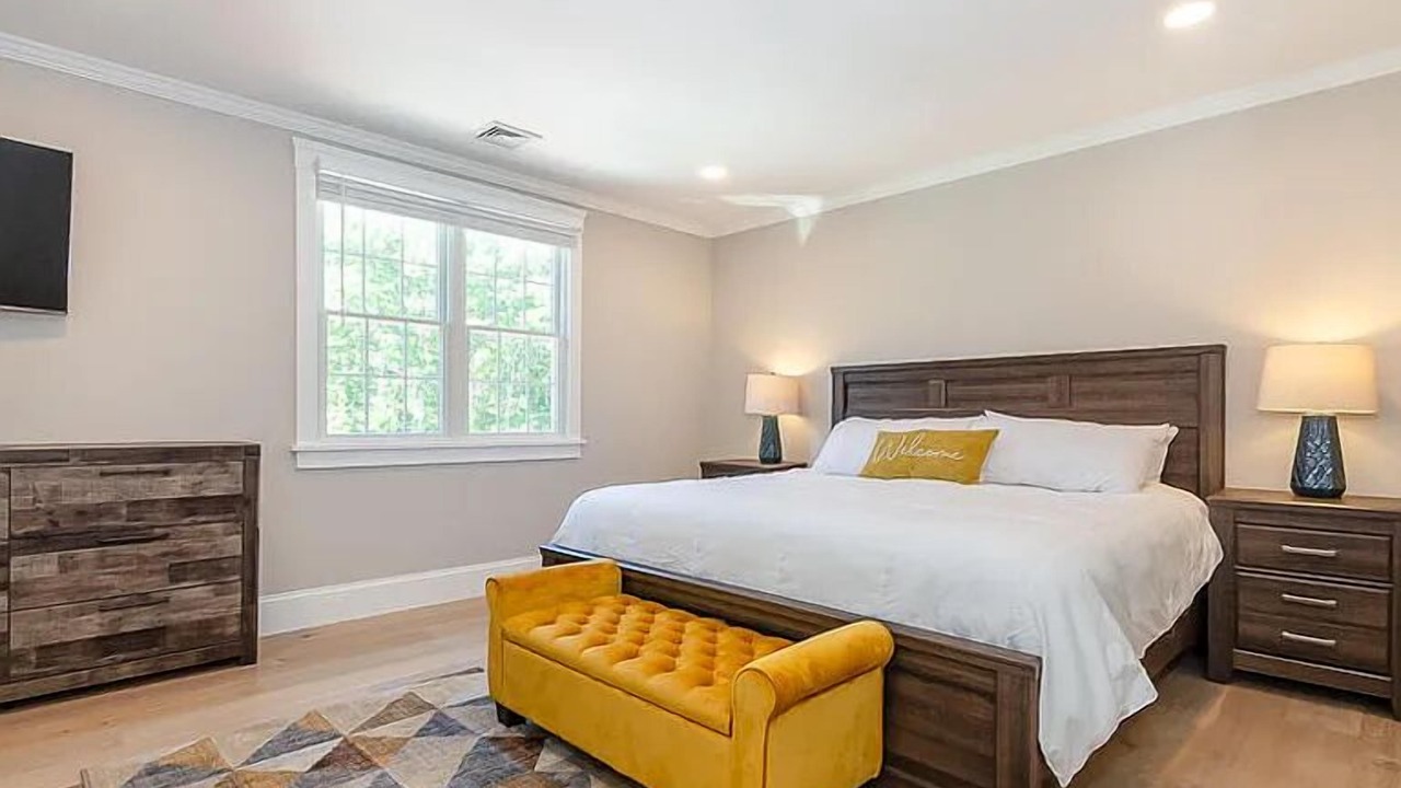 Photo of Bedroom in Yarmouth Port