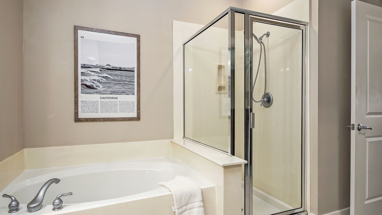 Photo of Bathroom in Red Fish Cove