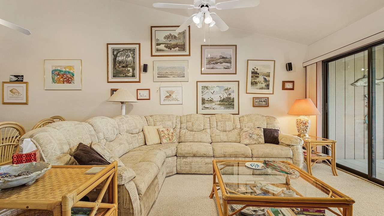Photo of Livingroom in Bokeelia