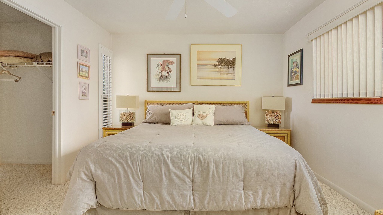 Photo of Bedroom in Bokeelia