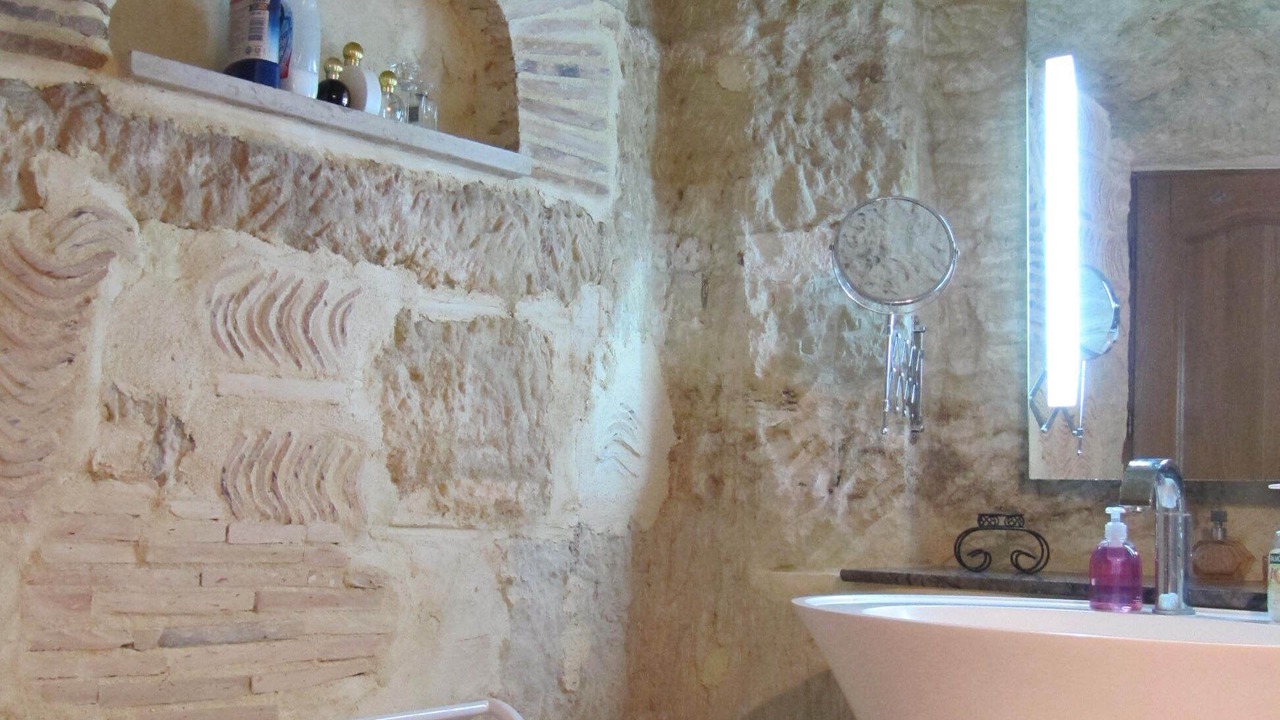 Photo of Bathroom in Vernou-sur-Brenne