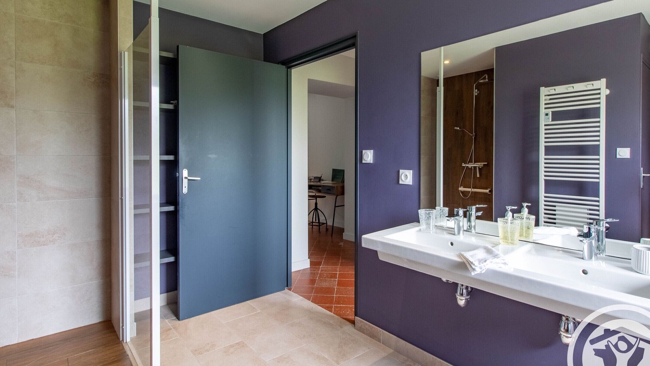 Photo of Bathroom in Rochefort-sur-Loire