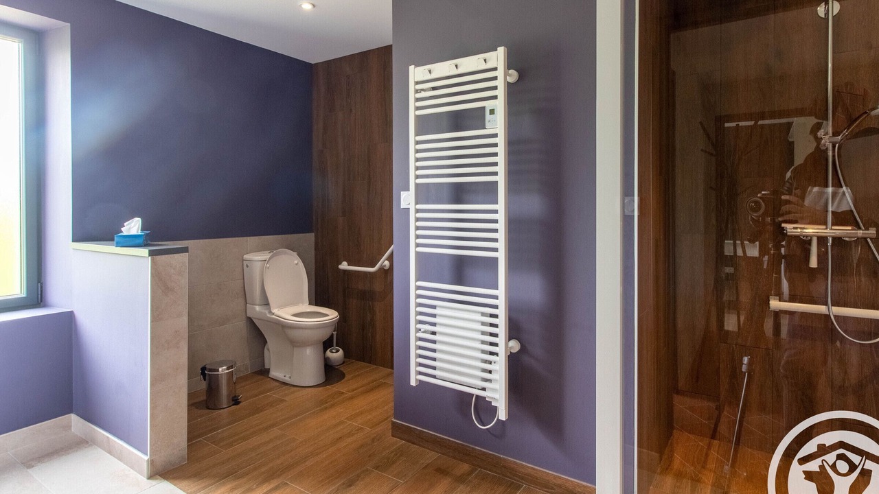 Photo of Bathroom in Rochefort-sur-Loire