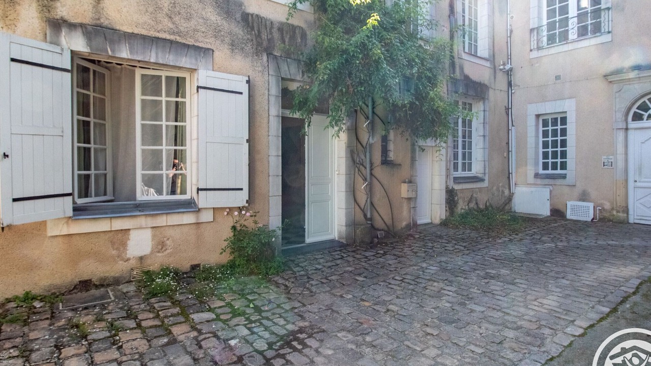 Photo of Outdoor in Downtown Angers