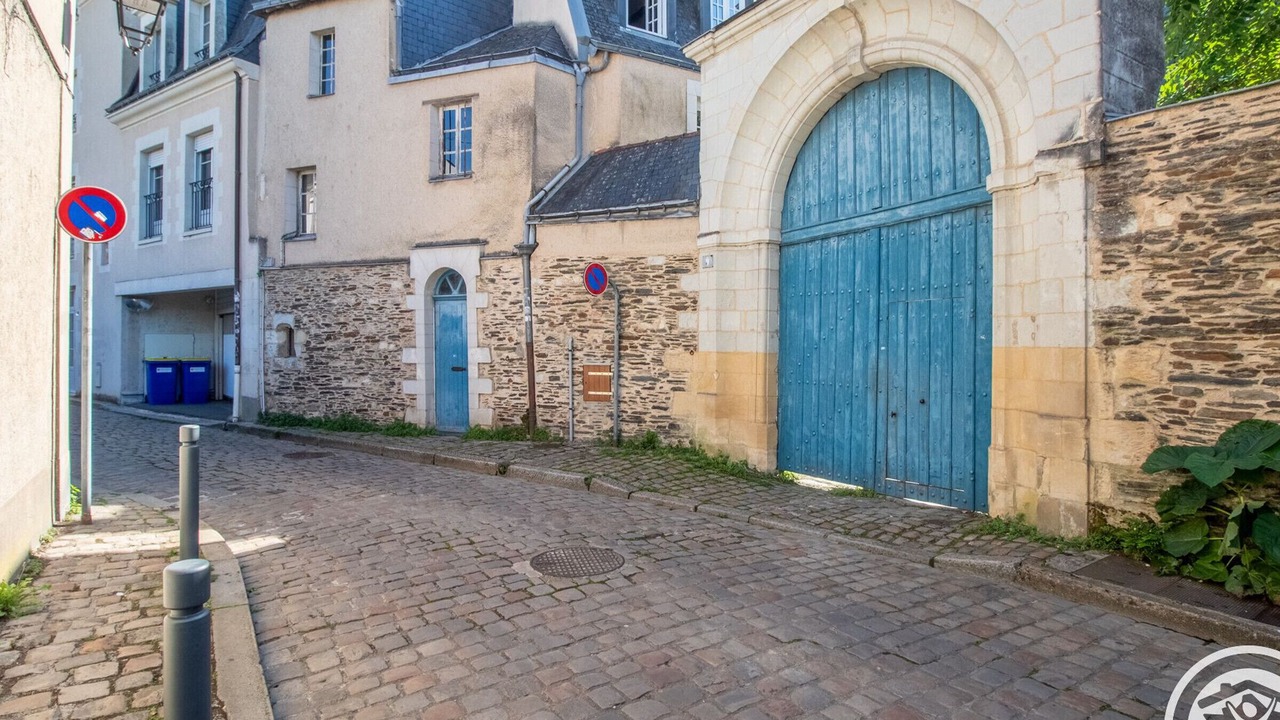Photo of Outdoor in Downtown Angers