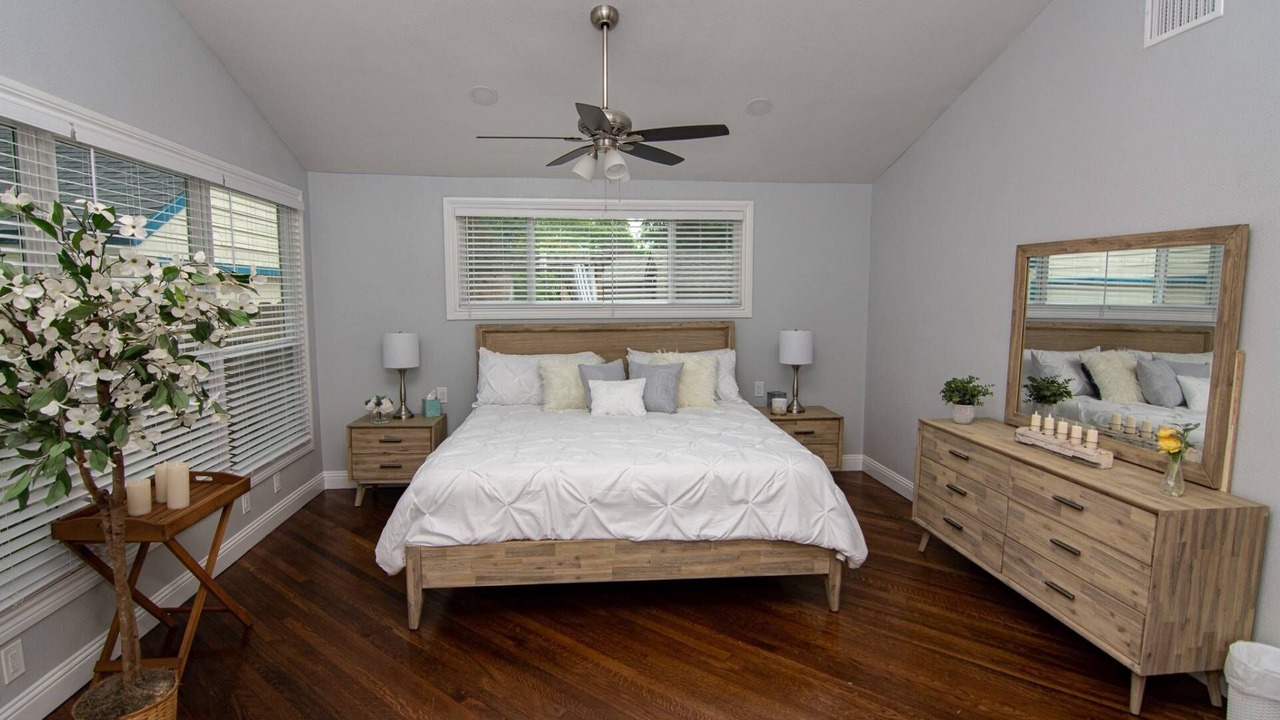 Photo of Bedroom in Arlington Heights
