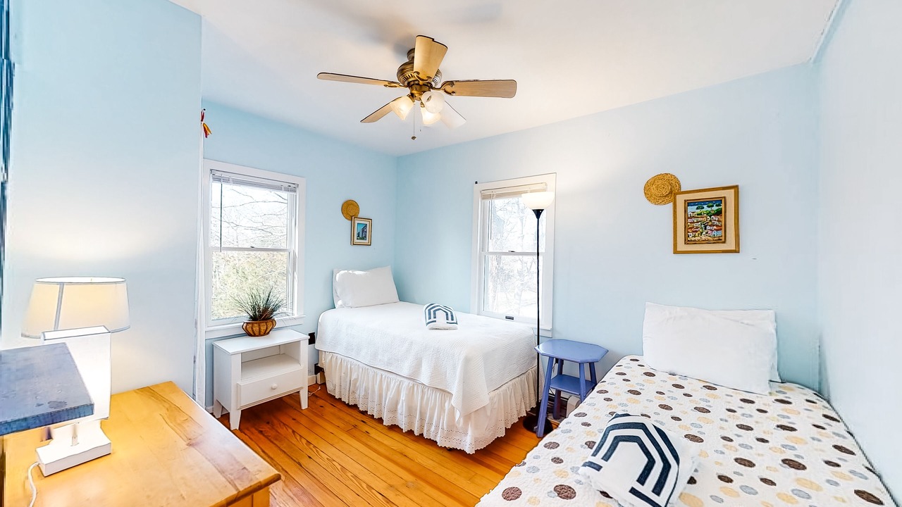 Photo of Bedroom in Cedar Bushes