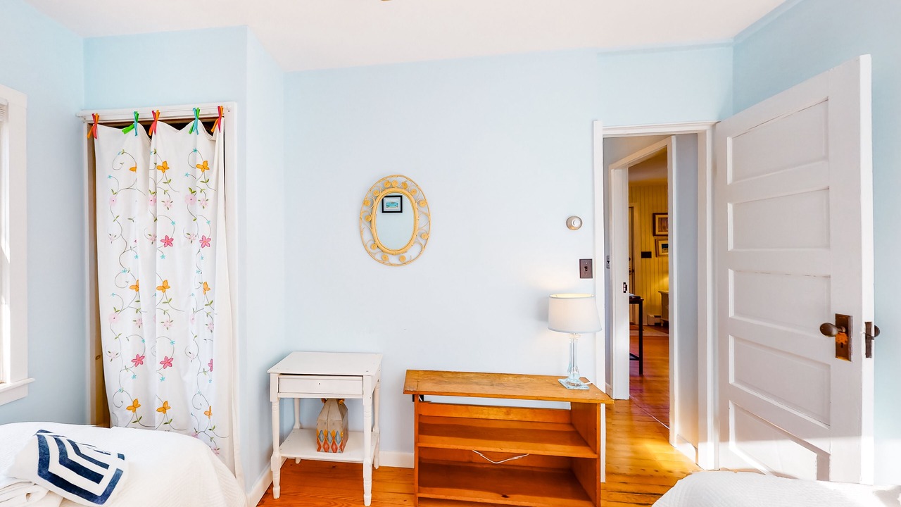 Photo of Bedroom in Cedar Bushes