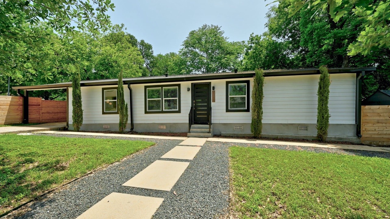 Photo of Outdoor in Rosewood