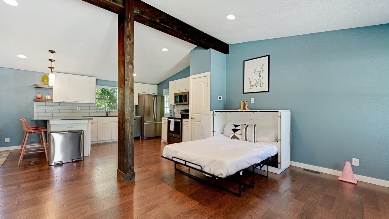 Photo of Bedroom in Rosewood