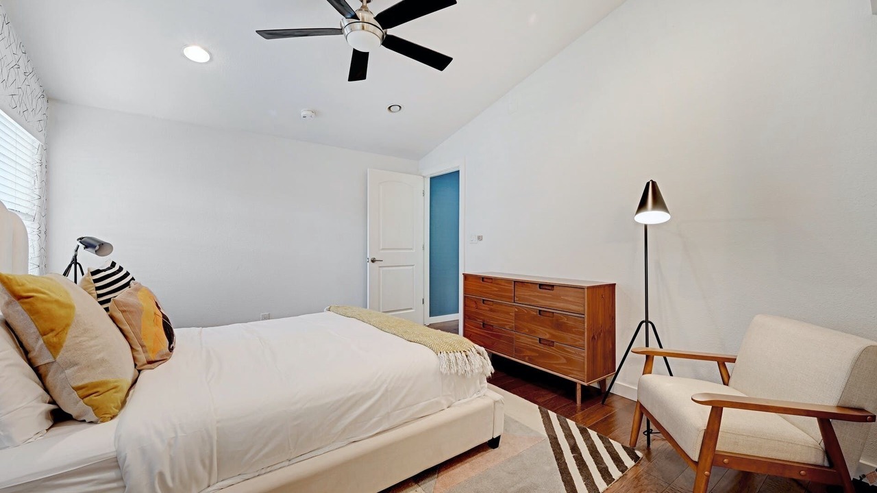 Photo of Bedroom in Rosewood