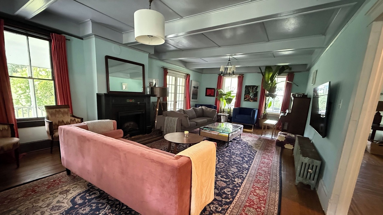 Photo of Livingroom in Cragsmoor