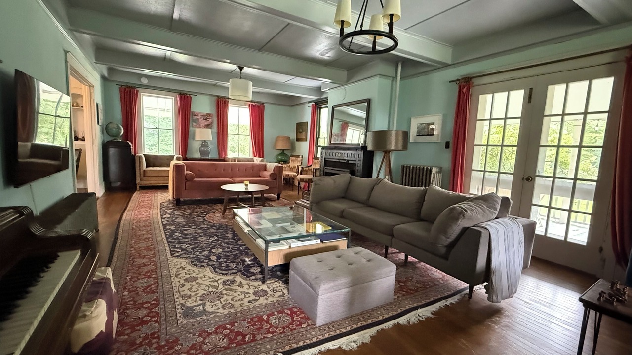 Photo of Livingroom in Cragsmoor