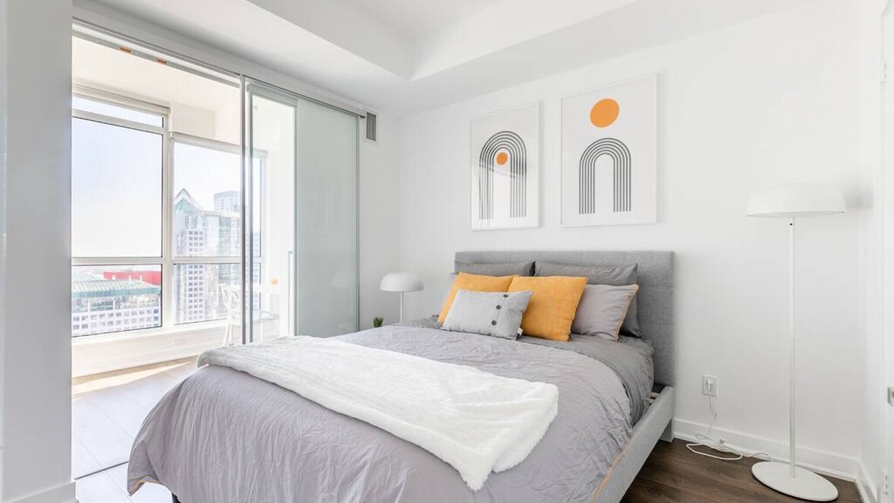 Photo of Bedroom in Toronto Entertainment District