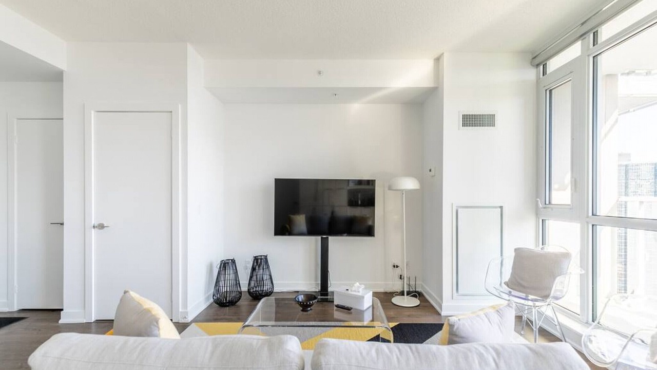 Photo of Livingroom in Toronto Entertainment District