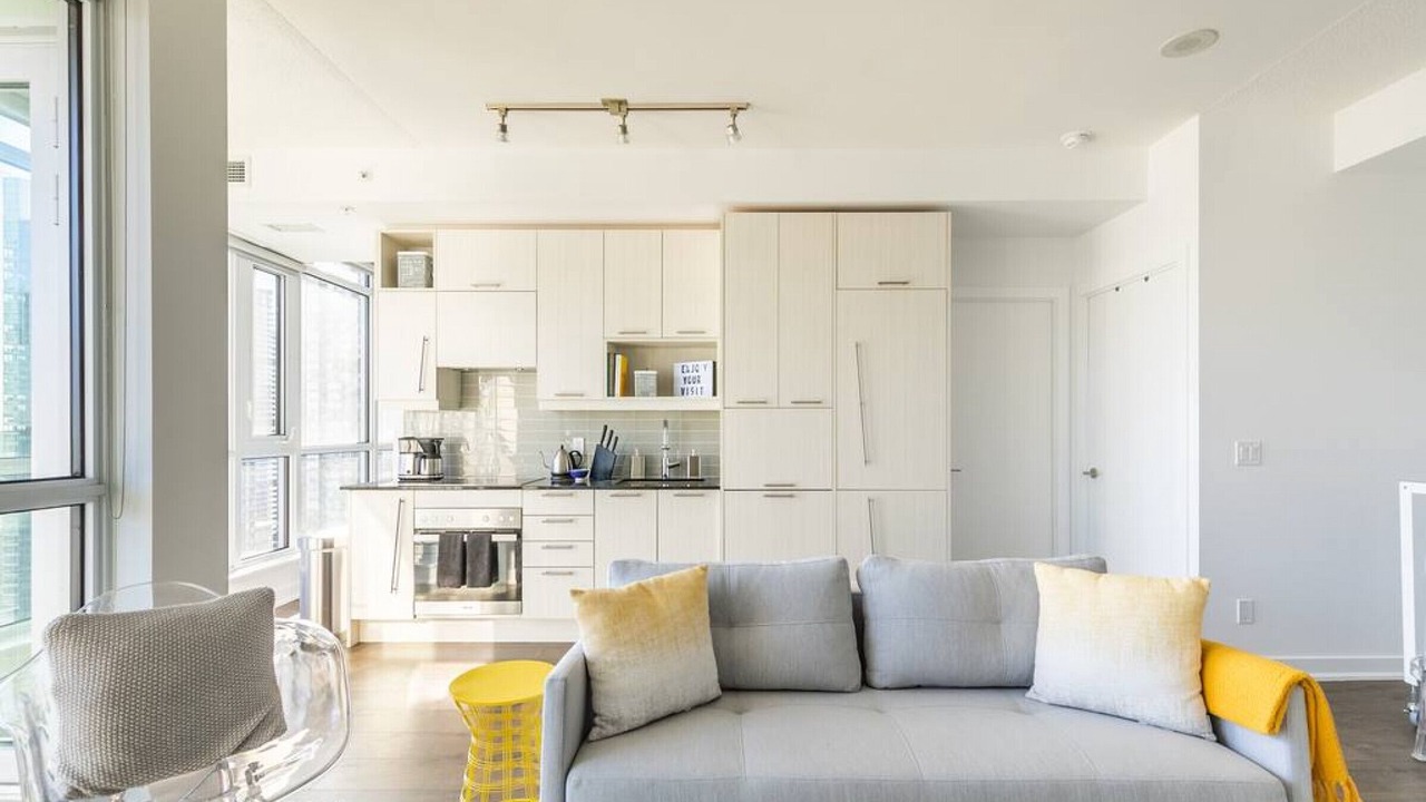 Photo of Livingroom in Toronto Entertainment District
