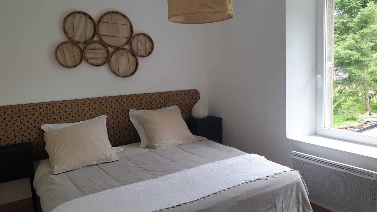 Photo of Bedroom in Quins