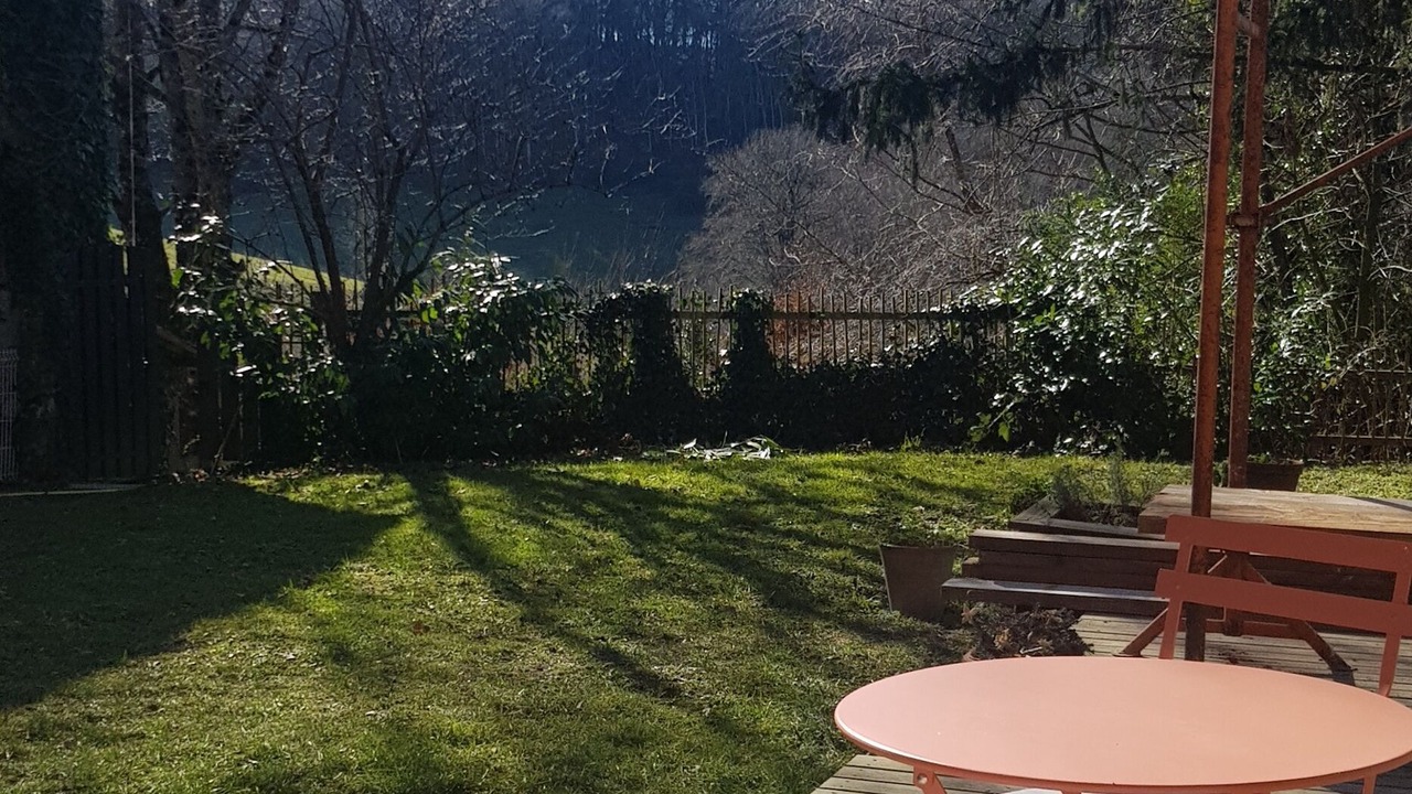 Photo of Outdoor in Quins